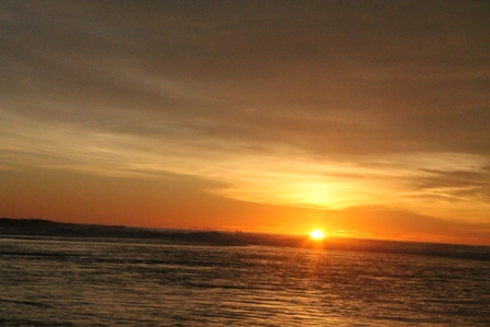 Jawa Barat , Pantai Sindangkerta, Tasikmalaya – Jawa Barat : sunset di pantai sindangkerta