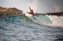 Lombok , Pantai Grupuk, Lombok – NTB : Surfing Di Pantai Grupuk