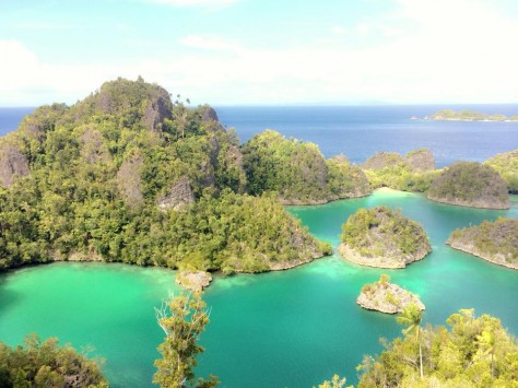 Keindahanan alam di Pianemo - Papua : Kepulauan Pianemo ( kepulauan Fam ),  Raja Ampat – Papua