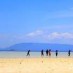 Lampung, : Pasir putih pantai di gili kapal