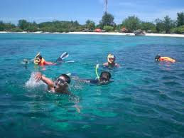 Snorkling di Gili Trawangan - Lombok : Gili Trawangan, Lombok