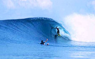 Surfing di Legon Bajo, Pulau Panaitan - Jawa Barat : Pantai Karang Copong, Banten – Jawa Barat