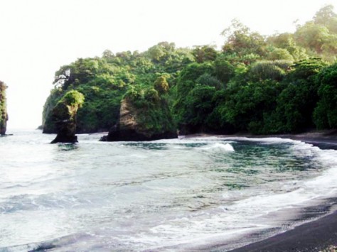 indahnya pantai licin - Jawa Timur : Pantai Licin, Malang – Jawa Timur