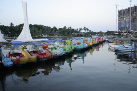 marina ancol - DKI Jakarta : Pantai – Pantai Di Taman Impian Jaya Ancol, DKI Jakarta