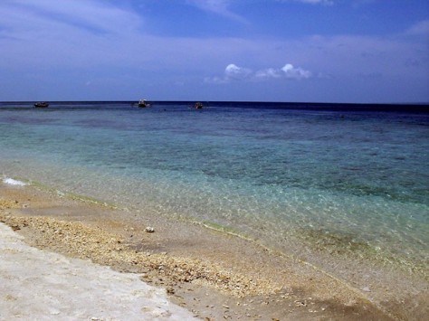 pantai yang masih berih - Bali & NTB : Gili Air, Lombok – NTB
