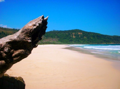 pesona keindahan pantai modangan - Jawa Timur : Pantai Modangan, Malang – Jawa Timur