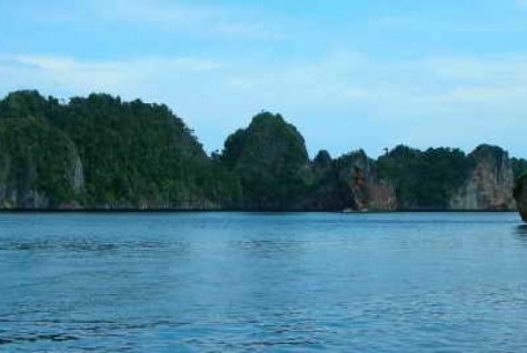 Kondisi Perairan Pulau Farondi - Papua : Pulau Farondi, Raja Ampat – Papua