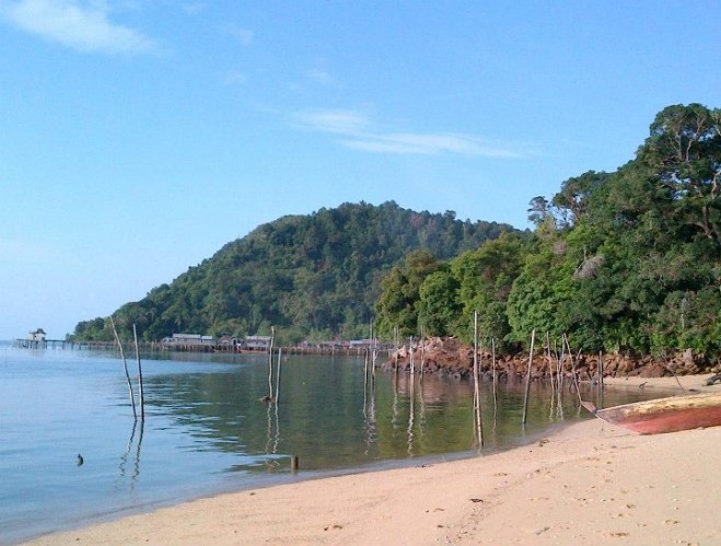 Kepulauan Riau , Pulau Buluh, Batam – Kepulauan Riau : Pesisir Pantai Pulau Buluh
