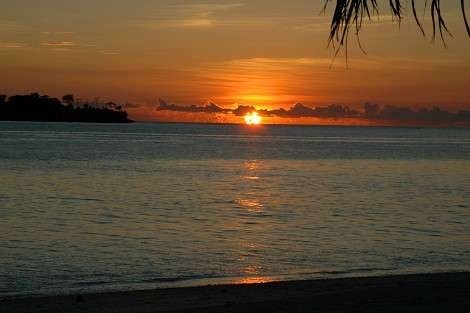 Sulawesi Utara , Pulau Gangga, Minahasa Utara – Sulawesi Utara : Sunset Di Pulau Gangga