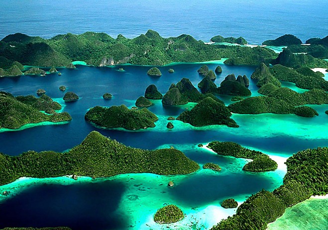 Papua , Kepulauan Wayag, Raja Ampat – Papua : Barisan Pulau Di Kepulauan Wayag