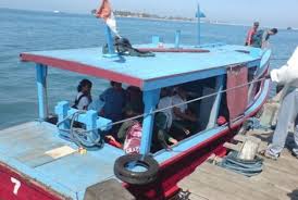 Sulawesi Selatan , Pulau Khayangan, makasar – Sulawesi Selatan : Kapal Transportasi Di Pulau Khayangan