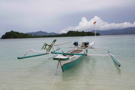 Gorontalo , Pulau Saronde, Gorontalo Utara – Gorontalo : pantai saronde
