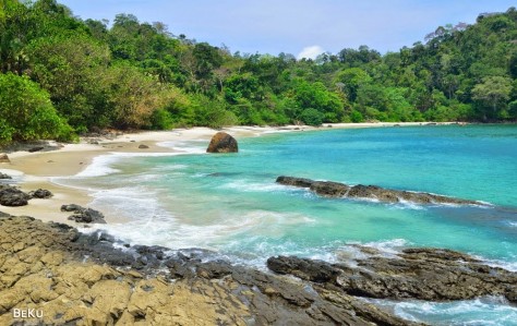 pantai wedhi ireng, left side - Jawa Timur : Pantai Wedhi Ireng, Blitar – Jawa Timur