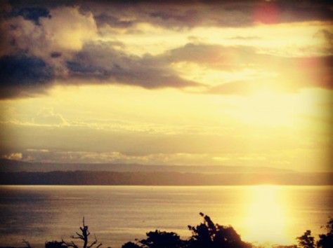 sunset di pulau banggai - Sulawesi Tengah : Kepulauan Banggai, Salakan – Sulawesi Tengah
