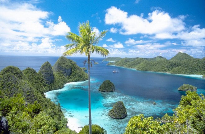 Papua , Hidden Bay, Raja Ampat – Papua : Keindahan Tersembunyi Di Hidden Bay Raja Ampat