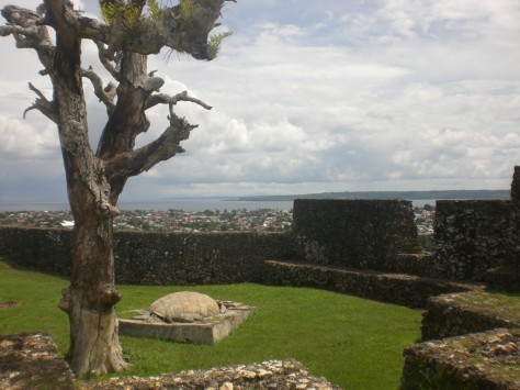 Suasana benteng buton - Sulawesi Tenggara : Pulau Buton – Sulawesi Tenggara