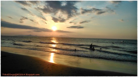 Sunset Indah Pantai Alue Naga - Aceh : Pantai Alue Naga – Banda Aceh