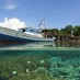 Maluku, : air laut pulai siladen yang sebening kaca