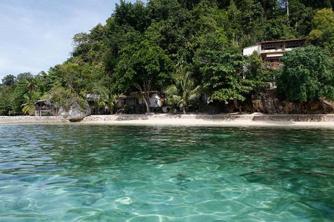 Perairan Pulau Kadidiri - Sulawesi Tengah : Pulau kadidiri, Tojo Una Una – Sulawesi Tengah
