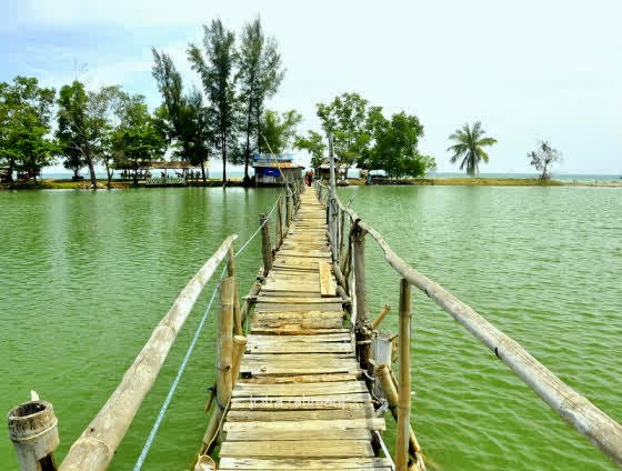 Aceh , Pulau Seumadu, Lhokseumawe – Aceh : Pulau Seumadu, Batuphat, Lhokseumawe
