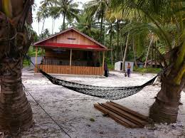 Sumatera Utara , Pulau sirabunan, Nias – Sumatera Utara : Salah Satu Cottage Di Pulau Sirabunan