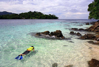 Snorkling Di Pulau Tiga - Maluku : Pulau Tiga, Dua, Satu Di Selatan Ambon – Maluku