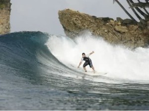 Surfing Pulau Sibaranun - Sumatera Utara : Pulau sirabunan, Nias – Sumatera Utara